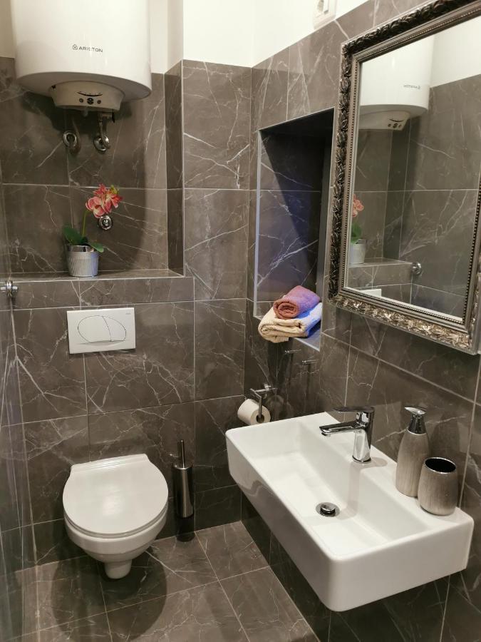 Heart Of Old Town Apartment *